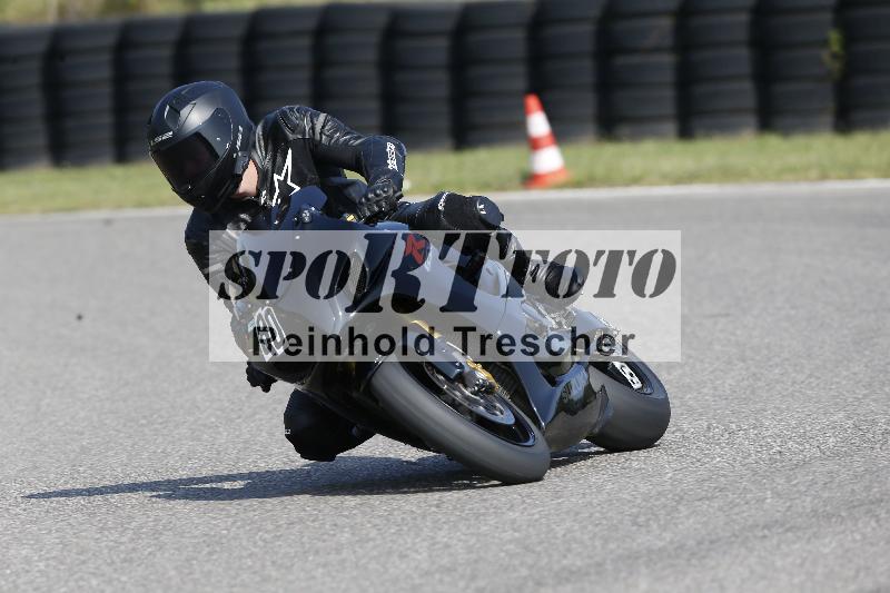 /Archiv-2025/45 10.08.2025 Plüss Moto Sport ADR/Freies Fahren/80